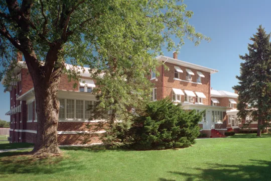 Ld building 1800x1200